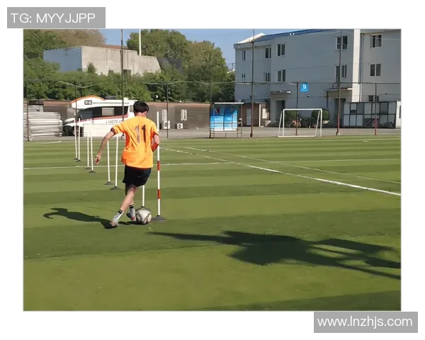 科学足球力量训练方法探讨与实用技巧分享